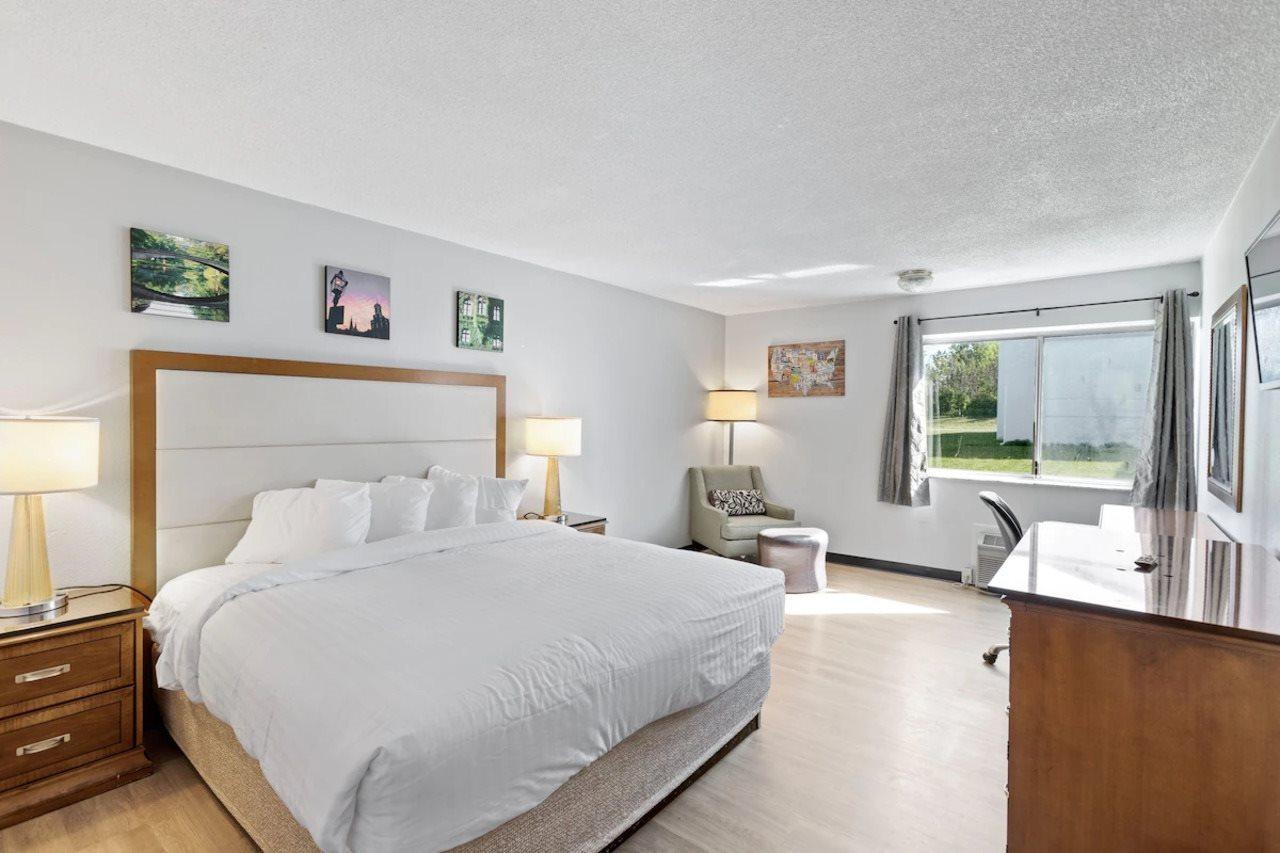 Days Inn By Wyndham Erie Kearsarge Exteriör bild