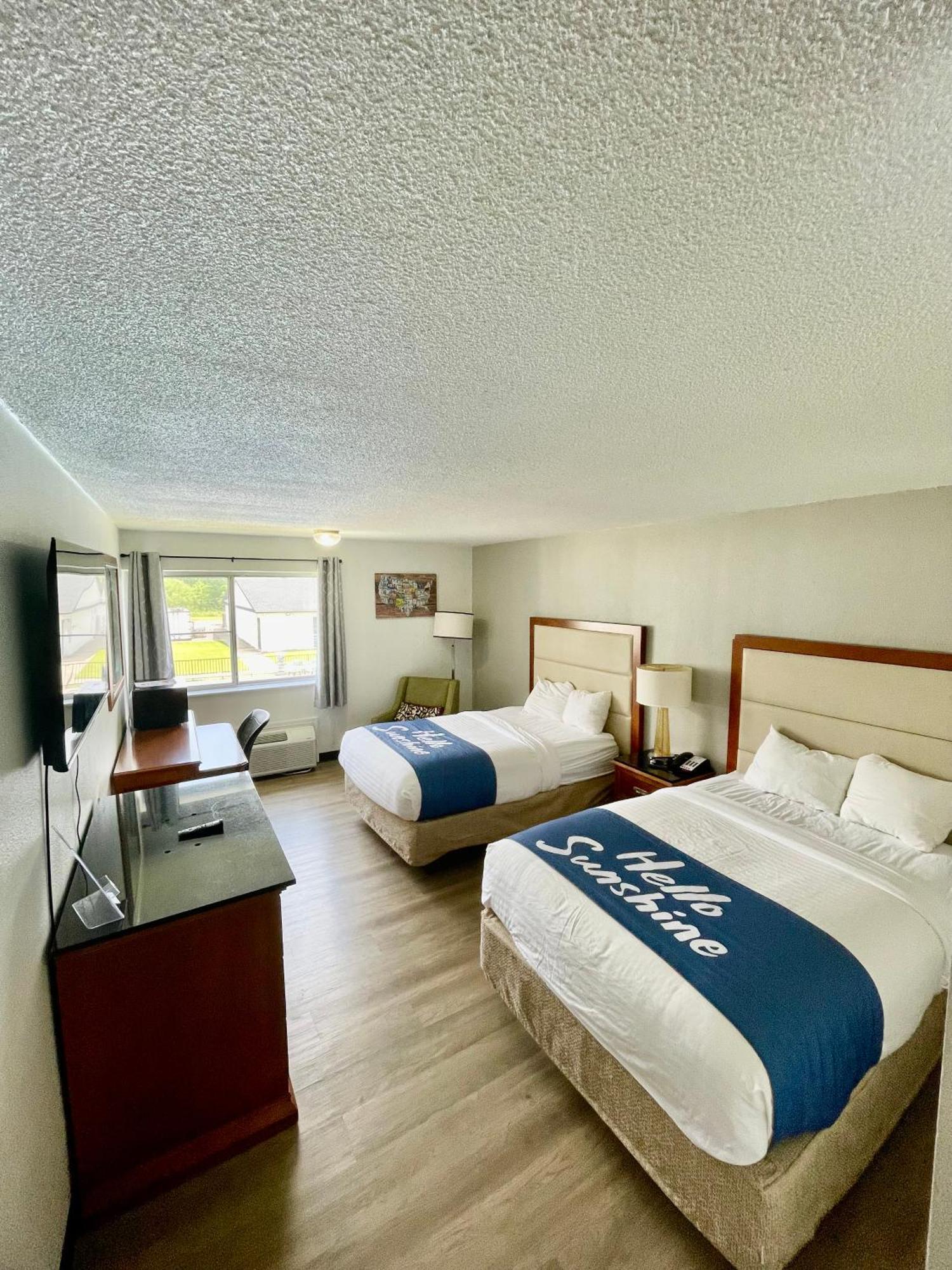 Days Inn By Wyndham Erie Kearsarge Exteriör bild